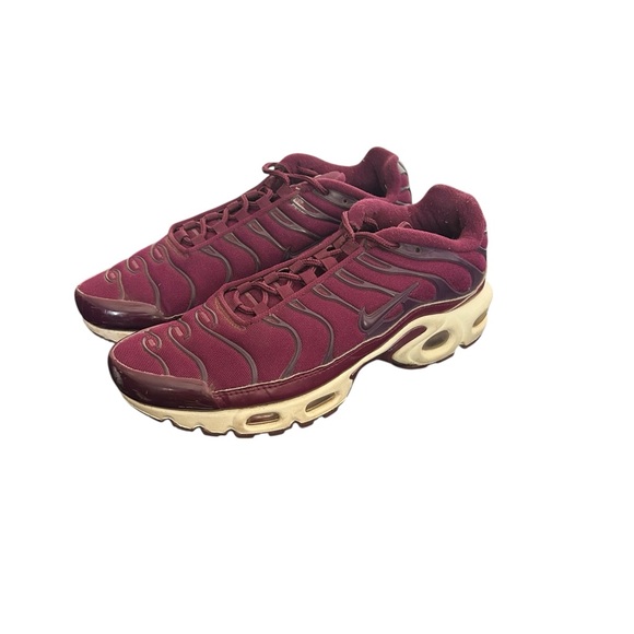 Nike Women’s Air Max Plus TN SE AV912-600 Team Red Shoes Sneakers Size 7.5 - Picture 2 of 12